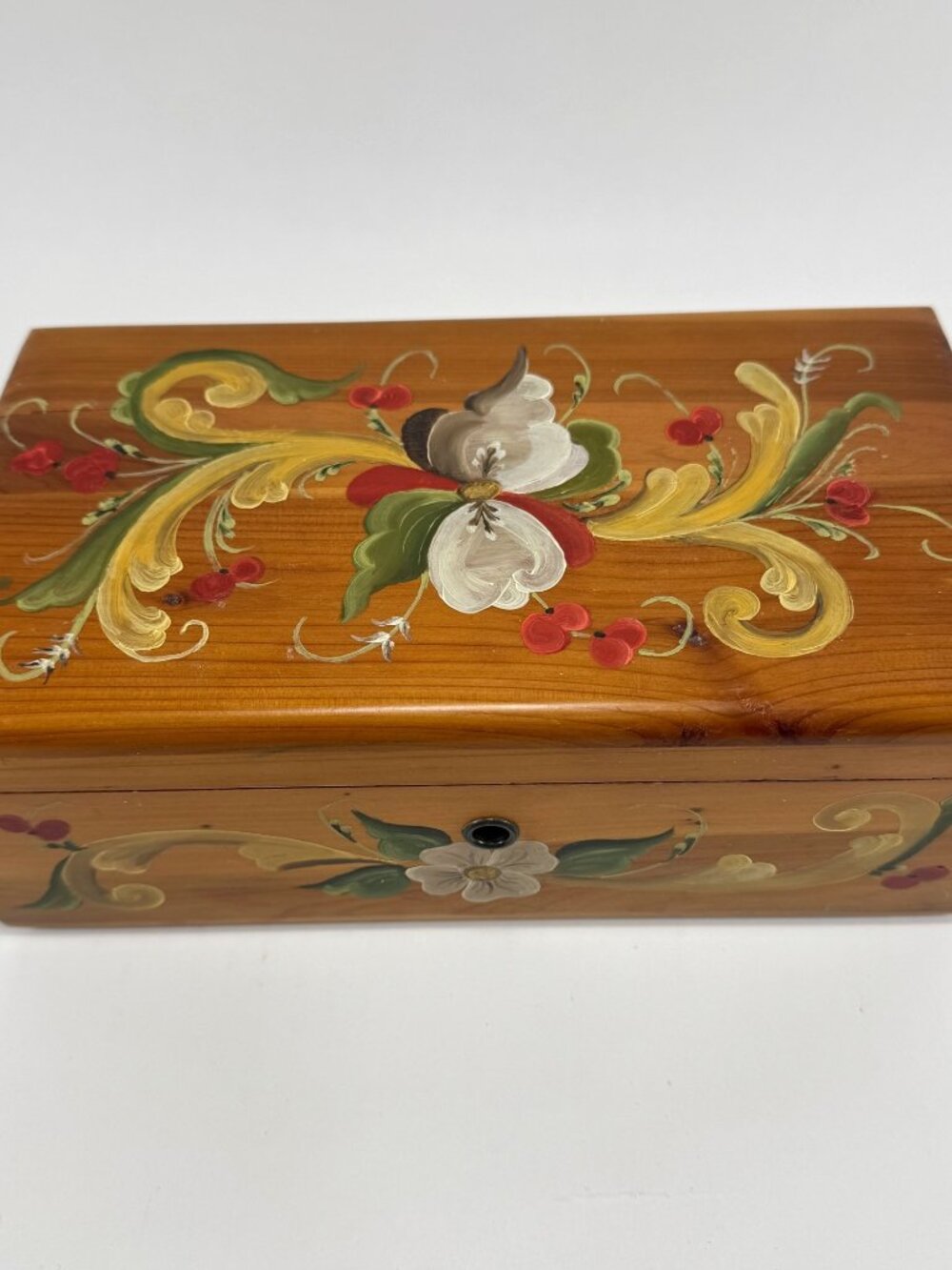 Vintage Lane Furniture Cedar Chest Jewelry Box Nanco Madison WI Rosemaling
